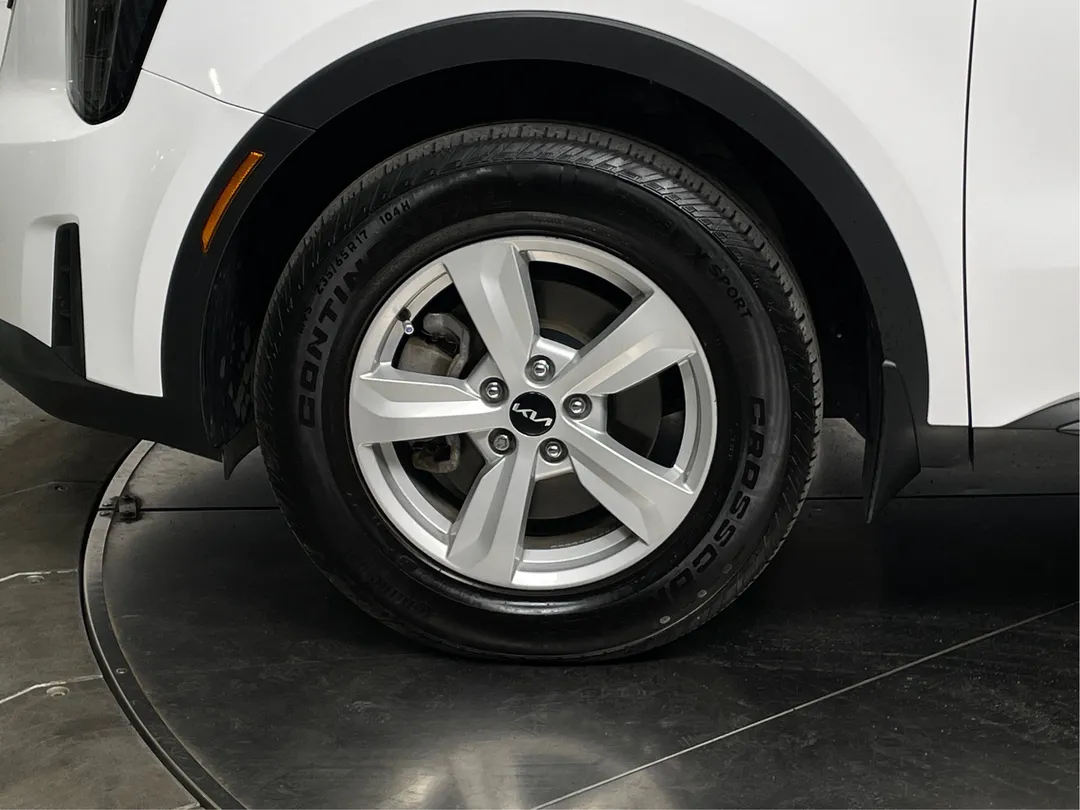 2025 Kia Sorento LX AWD, photo 5