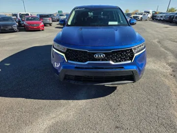 2021 Kia Sorento - image 2