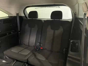 2022 Kia Sorento - image 16