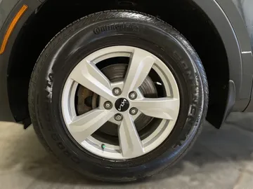 2022 Kia Sorento - image 6