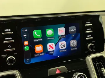 2022 Kia Sorento - image 7