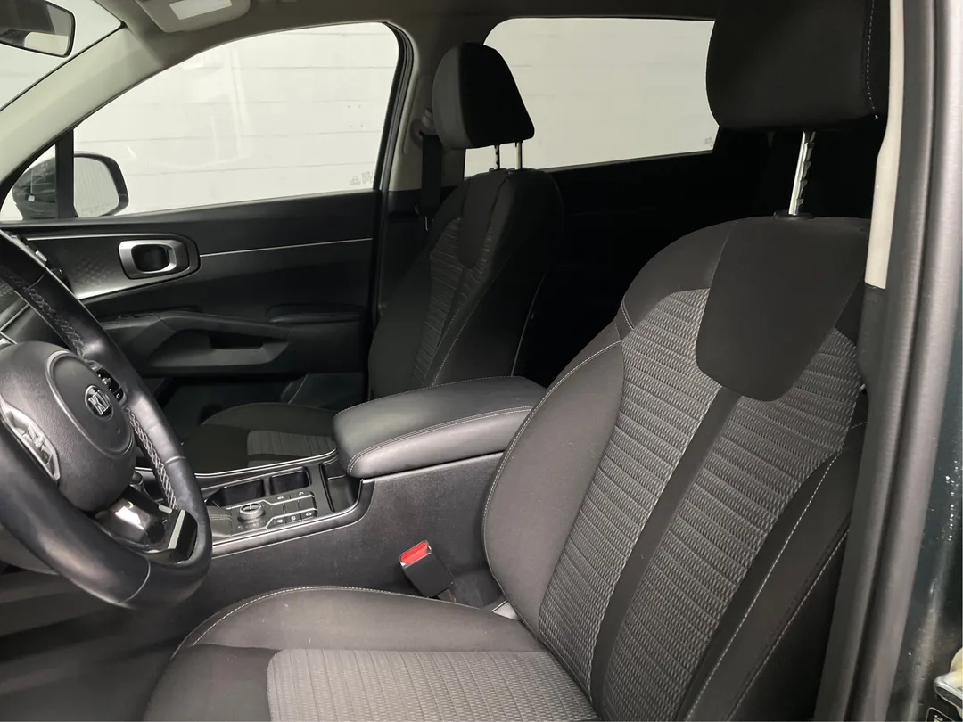 2021 Kia Sorento — photo 3