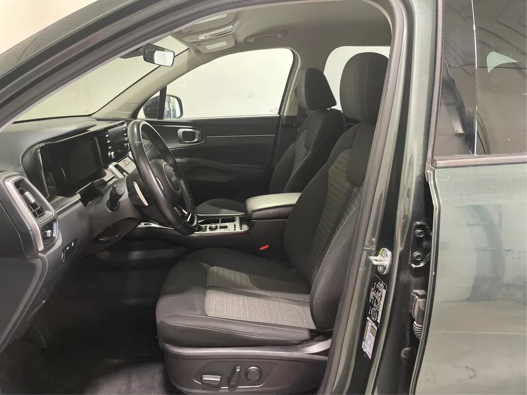 2022 Kia Sorento — photo 3