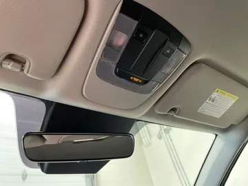 2022 Kia Sorento - image 15