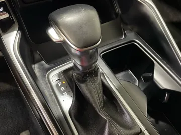 2022 Kia Sorento - image 25