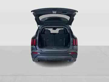 2022 Kia Sorento - image 12