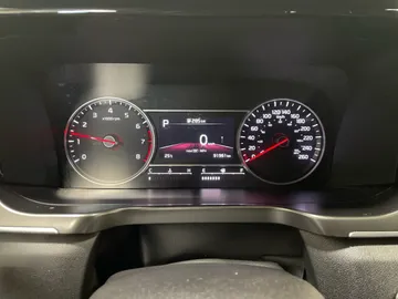 2022 Kia Sorento - image 16