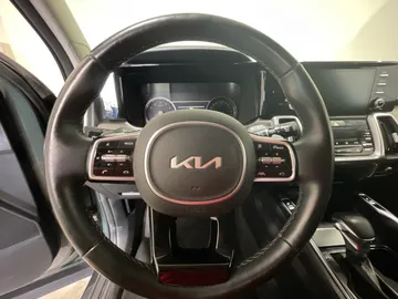 2022 Kia Sorento - image 23