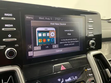 2022 Kia Sorento - image 24