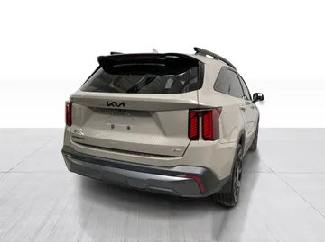 2025 Kia Sorento - image 15