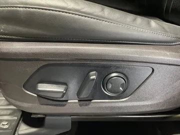 2021 Kia Sorento - image 26