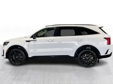 2021 Kia Sorento - image 10