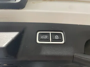 2021 Kia Sorento - image 20
