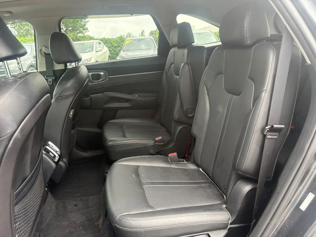 2021 Kia Sorento — photo 8