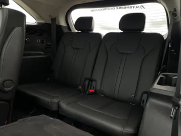 2021 Kia Sorento - image 25