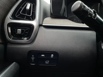 2021 Kia Sorento - image 30