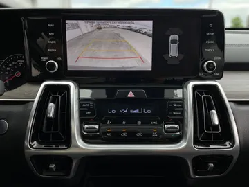 2021 Kia Sorento - image 21