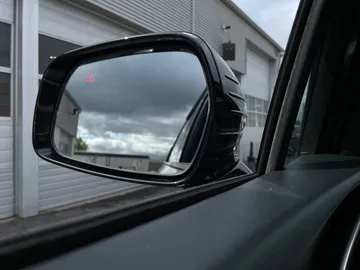 2021 Kia Sorento - image 17