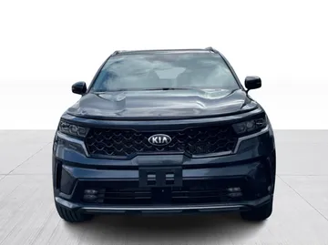 2021 Kia Sorento - image 2