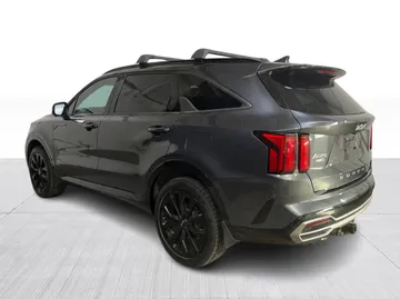 2022 Kia Sorento - image 12