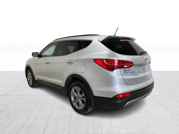 2015 Hyundai Santa Fe Sport - image 10