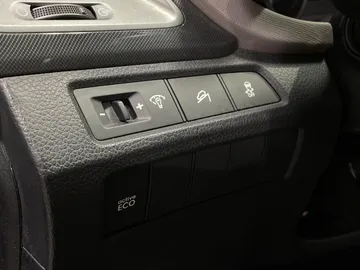 2015 Hyundai Santa Fe Sport - image 23