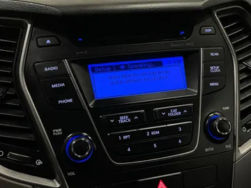 2015 Hyundai Santa Fe Sport - image 19