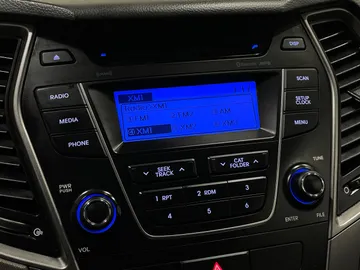 2015 Hyundai Santa Fe Sport - image 22