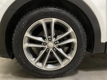 2017 Hyundai Santa Fe Sport - image 7