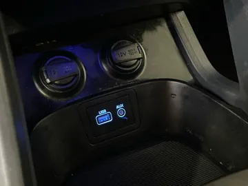 2017 Hyundai Santa Fe Sport - image 26