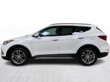 2017 Hyundai Santa Fe Sport - image 10