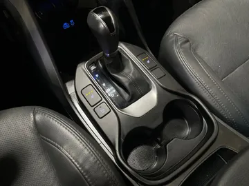 2017 Hyundai Santa Fe Sport - image 27