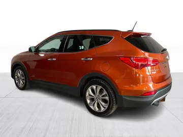 2016 Hyundai Santa Fe Sport - image 6