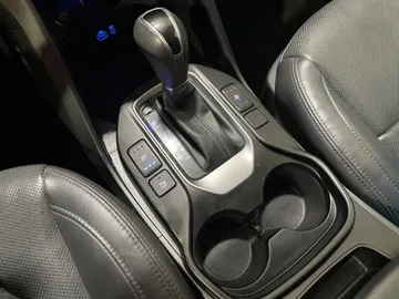 2017 Hyundai Santa Fe Sport - image 30