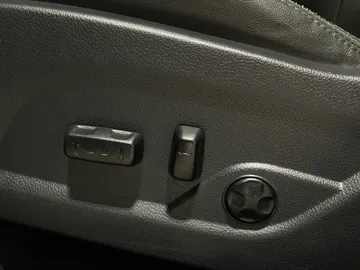 2017 Hyundai Santa Fe Sport - image 19