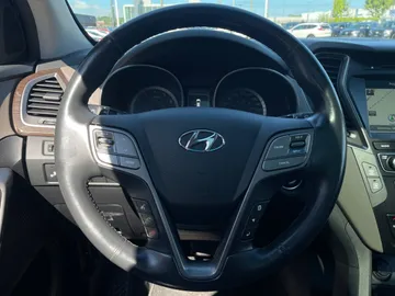 2017 Hyundai Santa Fe Sport - image 18