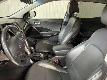 2018 Hyundai Santa Fe Sport - image 3