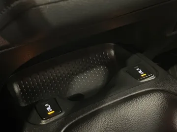 2025 Toyota Corolla - image 23