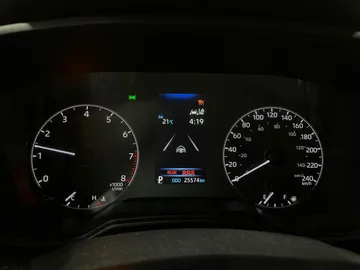 2025 Toyota Corolla - image 17