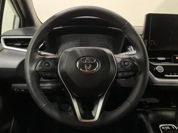 2025 Toyota Corolla - image 24