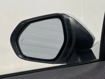 2025 Toyota Corolla - image 18