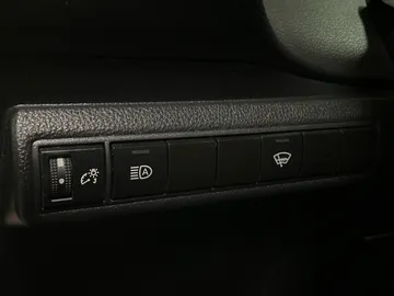 2023 Toyota Corolla - image 25