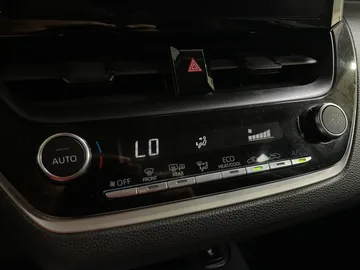 2023 Toyota Corolla - image 18
