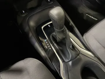 2024 Toyota Corolla - image 28