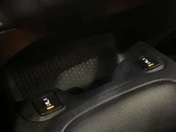 2024 Toyota Corolla - image 23