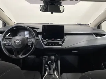 2024 Toyota Corolla - image 18
