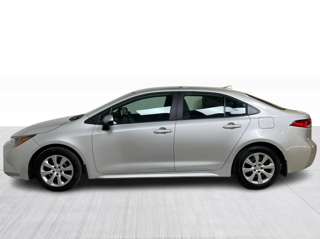 2025 Toyota Corolla — photo 4