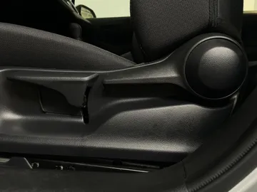 2025 Toyota Corolla - image 16