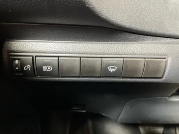 2025 Toyota Corolla - image 28