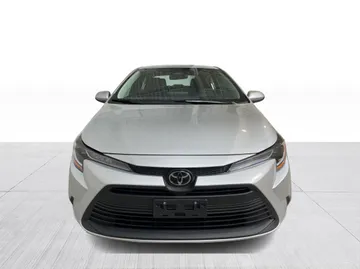 2025 Toyota Corolla - image 2
